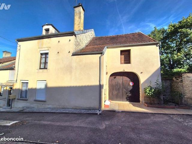 Maison 4 pièces 85 m²
