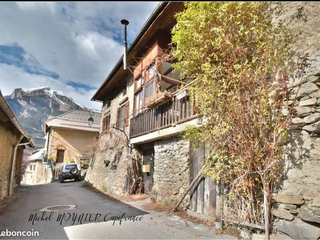 Maison 4 pièces 85 m²