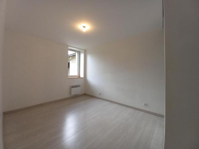 Maison 4 pièces, 85 m² à louer à Naintré 86530