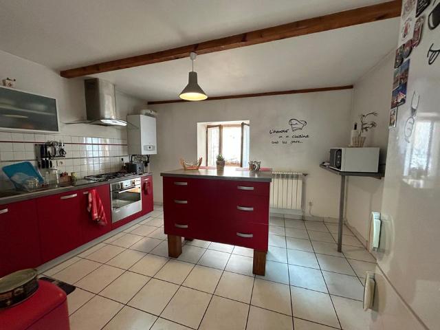Maison 4 pièces, 85 m² à louer à Tournon sur Rhône 07300