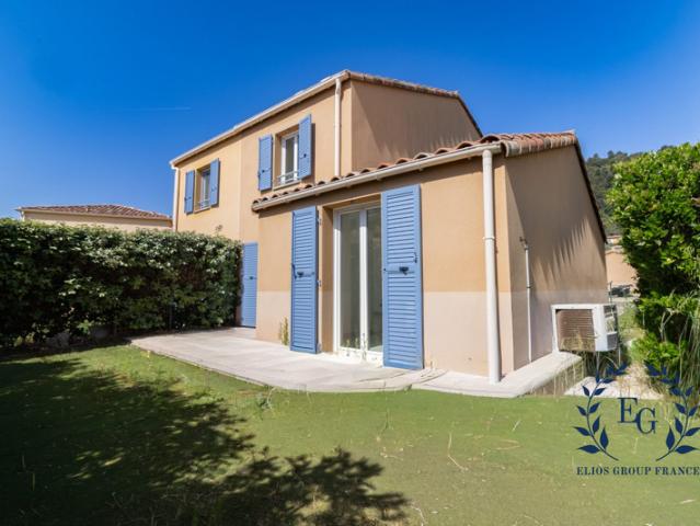 Maison 4 pièces 85 m² avec garage, jardin et piscine en résid