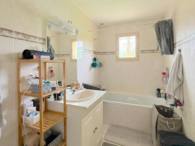 Maison 4 pièces, 86 m² à louer à Gauriac 33710
