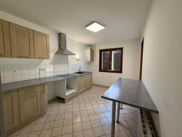 Maison 4 pièces, 87 m² à louer à Nandax 42720