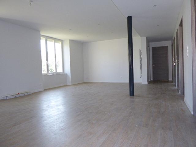 Maison 4 pièces, 88 m² à louer à Bertholène 12310
