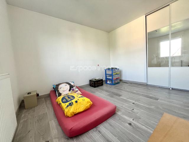 Maison 4 pièces, 88 m² à louer à Houppeville 76770
