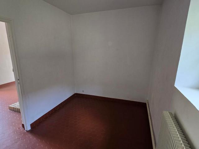 Maison 4 pièces, 88 m² à louer à Revel 38420