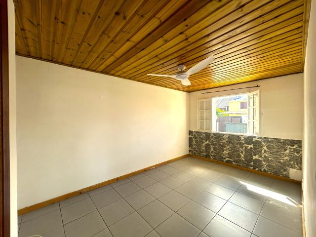 Maison 4 pièces, 89 m² à louer à Petite Île 97429