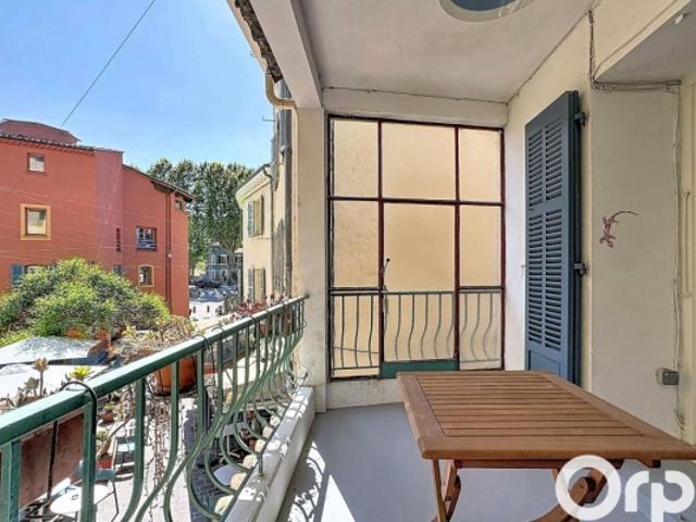 Maison 4 pièces 89 m² Deux terrasses Cœur Village