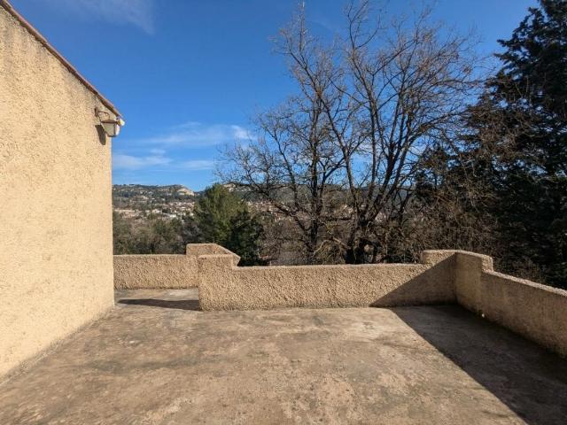 Maison 4 pièces / 90 m² / 430 000 EUR / PEYPIN
