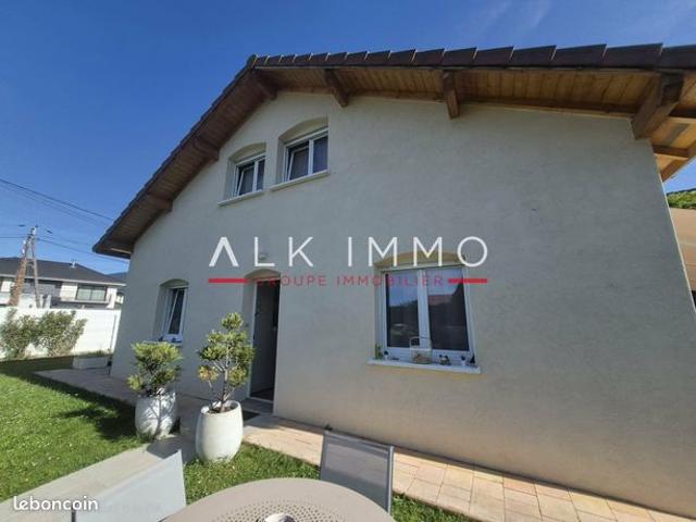 Maison 4 pièces 90 m²