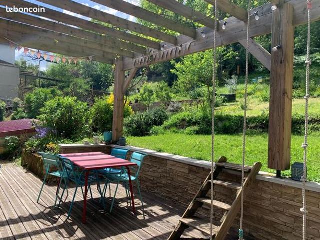 Maison 4 pièces 90 m²
