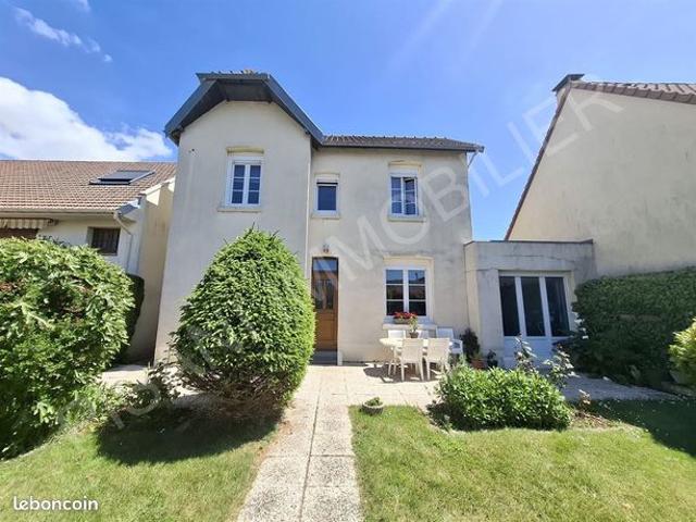 Maison 4 pièces 90 m²