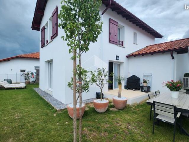 Maison 4 pièces 90 m²