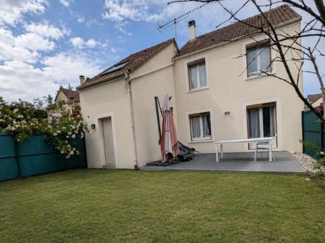 Maison 4 pièces 90 m²