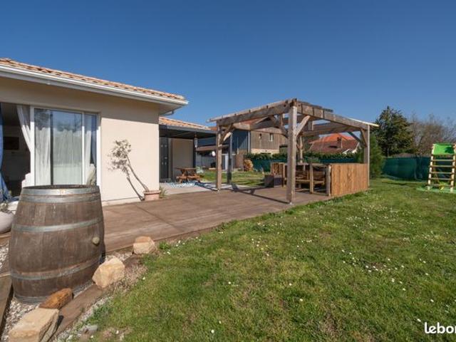 Maison 4 pièces 90 m²