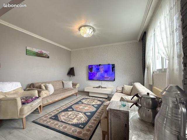 Maison 4 pièces 90 m²