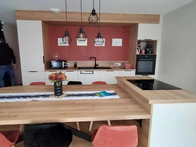 Maison 4 pièces, 90 m² à louer à Créon 33670