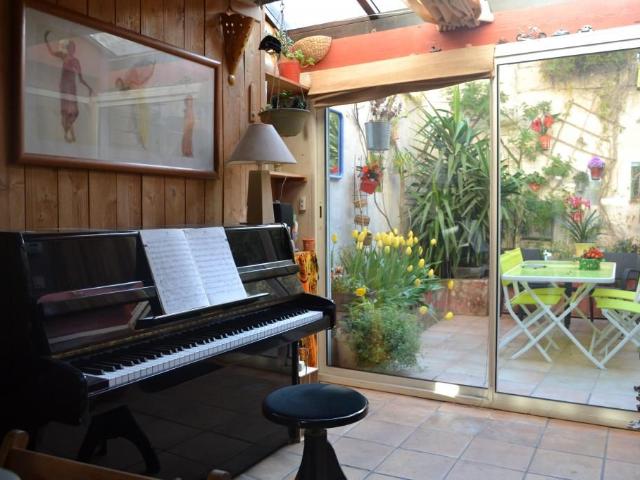 Maison 4 pièces, 90 m² à louer à Avignon 84000