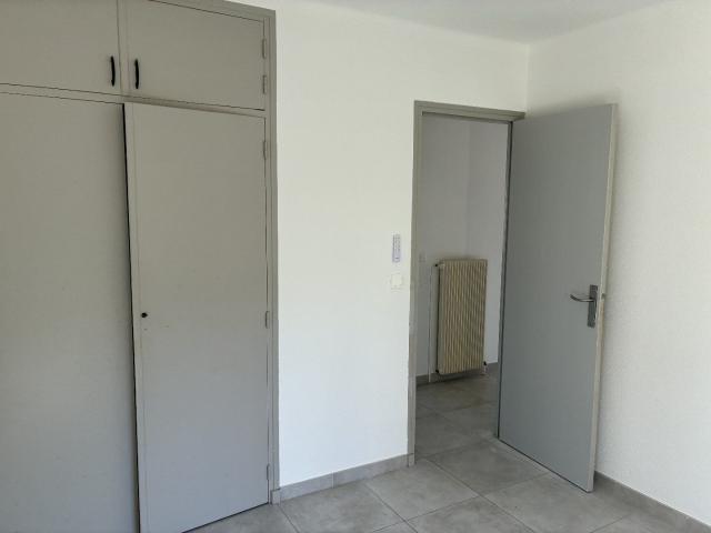 Maison 4 pièces, 90 m² à louer à Boujan sur Libron 34760