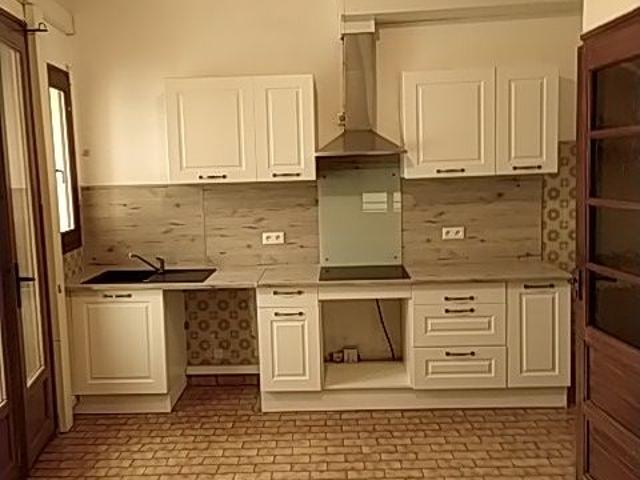 Maison 4 pièces, 90 m² à louer à Ille sur Têt 66130