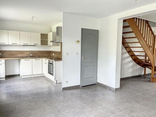 Maison 4 pièces, 91 m² à louer à Baule 45130