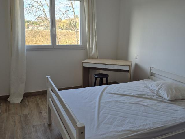 Maison 4 pièces, 92 m² à louer à Vézénobres 30360