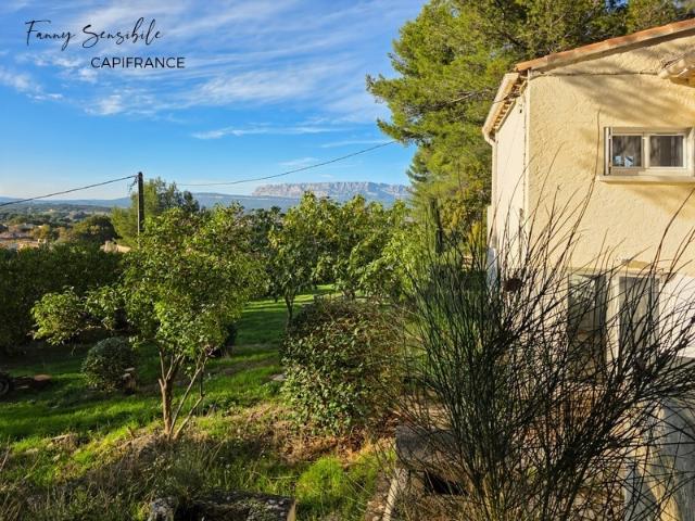 Plus qu'une maison, un cadre de vie exceptionnel face à la Sainte Victoire