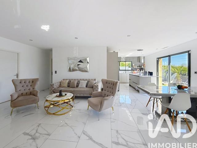 Maison 4 pièces 93 m²