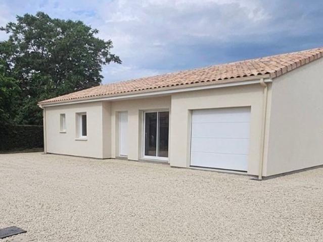 Maison 4 pièces, 93 m² à louer à Avanton 86170
