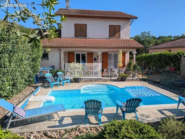 Maison 4 pièces 94 m²
