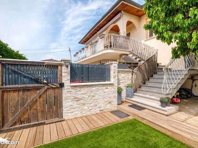 Appartement 4 pièces 94 m²