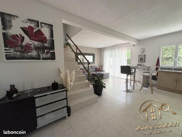 Maison 4 pièces 94 m²