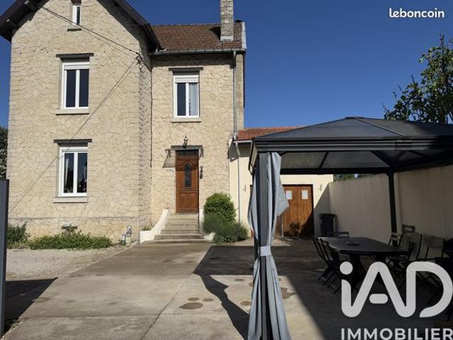 Maison 4 pièces 94 m²
