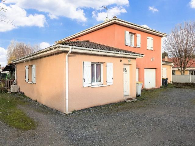 Maison 4 pièces, 94 m² à louer à Tarbes 65000