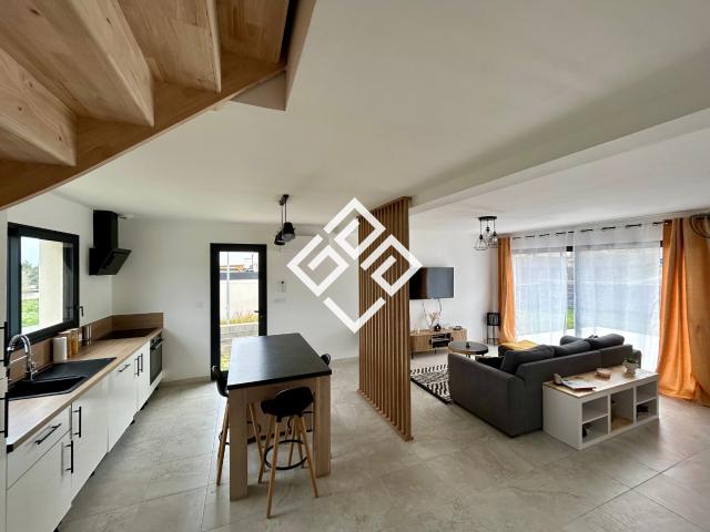 Maison 4 pièces 95 m²