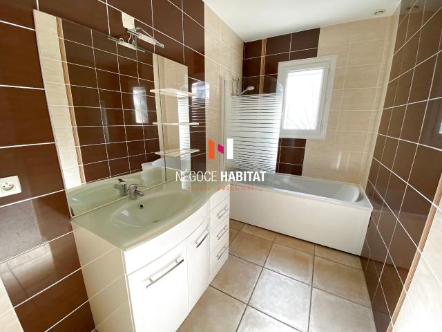 Maison 4 pièces, 95 m² à louer à Teyran 34820