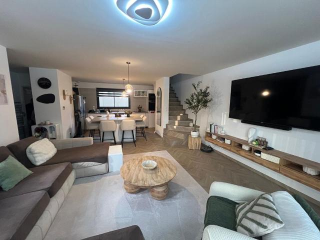 Maison 4 pièces 96 m²
