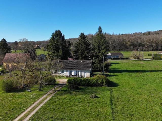 Maison 4 pièces 96m² avec garage/atelier 96m² Thonac
