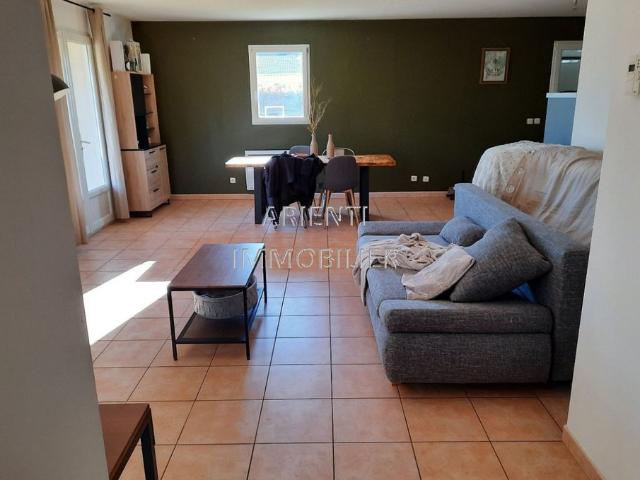 Maison 4 pièces, 96m²en location à Cleon D'andran975 € par mois