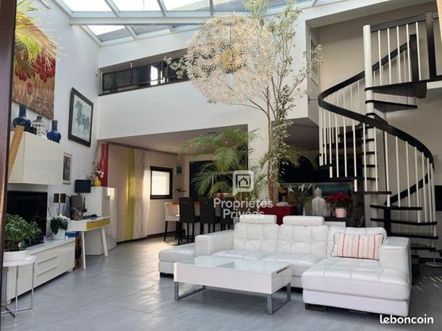 Maison 4 pièces 97 m²