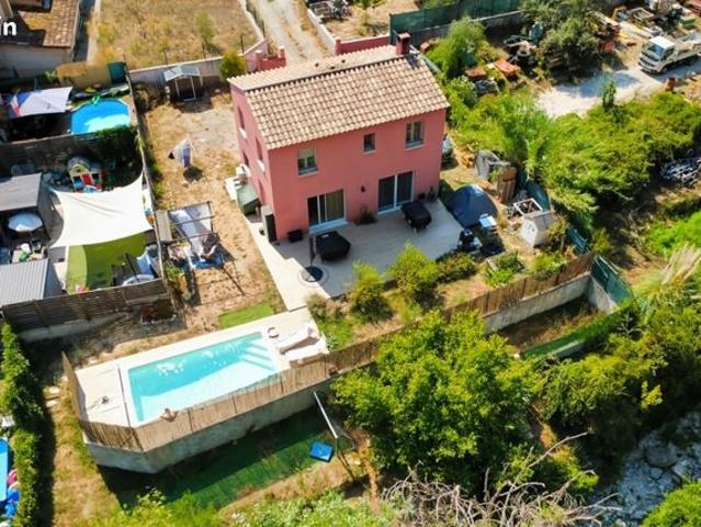 Maison 4 pièces 97 m²