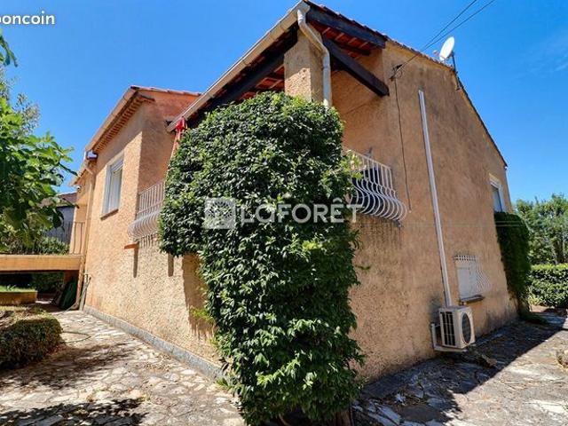 Propriété 4 pièces 98 m²