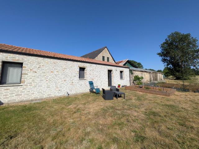 Maison 4 pièces, 98 m² à louer à Sainte Pazanne 44680