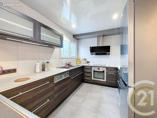 Maison 4 pièces 99 m²