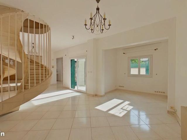 Maison 4 pièces 99 m²