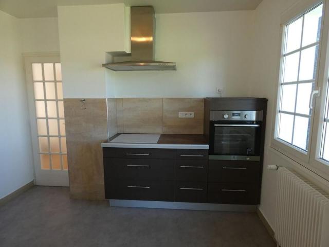 Maison 4 pièces, 99 m² à louer à Vourles 69390