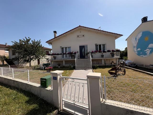 MAISON 4 pièces à AIRE SUR L'ADOUR 40