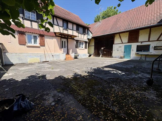 Maison 4 pièces avec dépendances au bord de l'eau