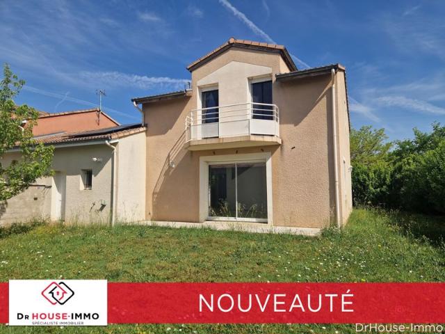 Maison 4 pièces de 104 m² avec terrasse et balcon