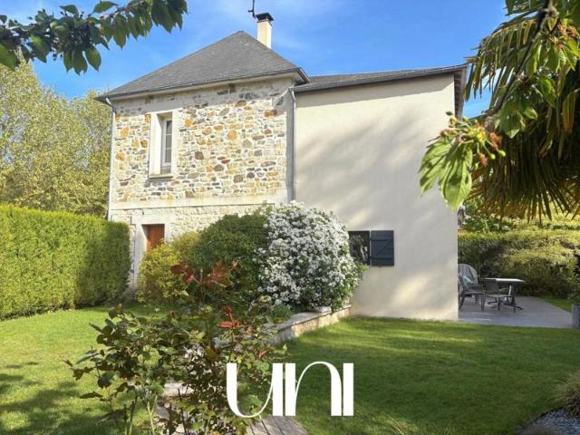 Maison 4 pièces de 123 m2 en pierres GAVRUS